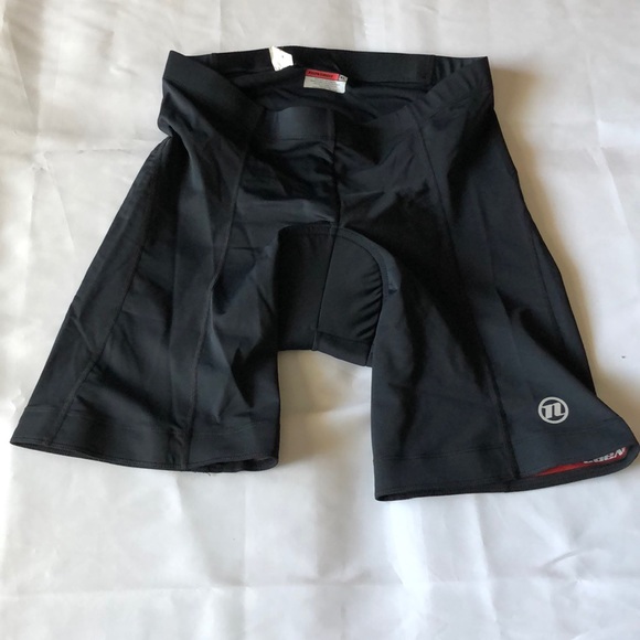 Mens Novara size XL Solid Black Padded Biker Shorts RN 37249 - Picture 1 of 9